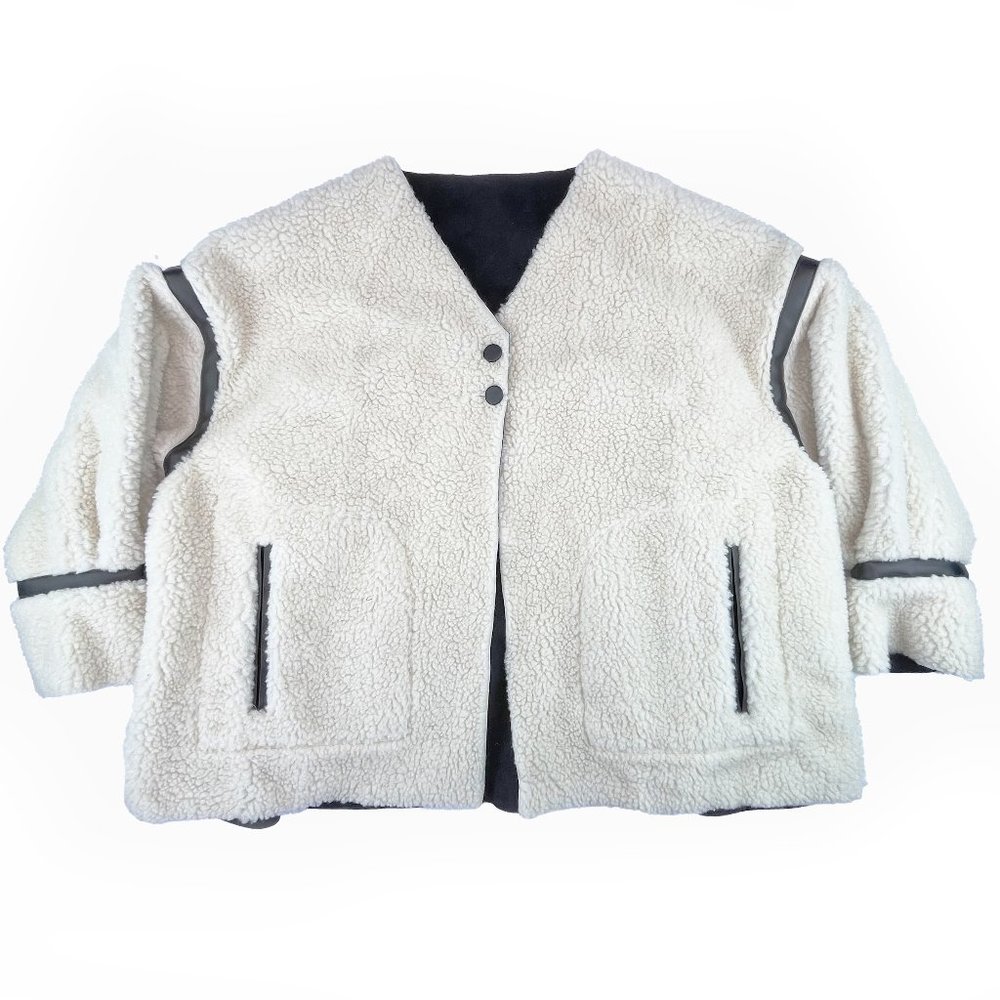Salon De Mag Shearling A-Line Coat White OS